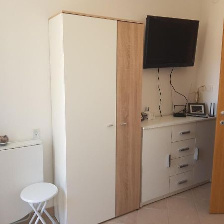 Small Studio Mali Lošinj Kültér fotó