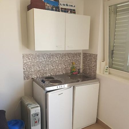 Small Studio Mali Lošinj Kültér fotó